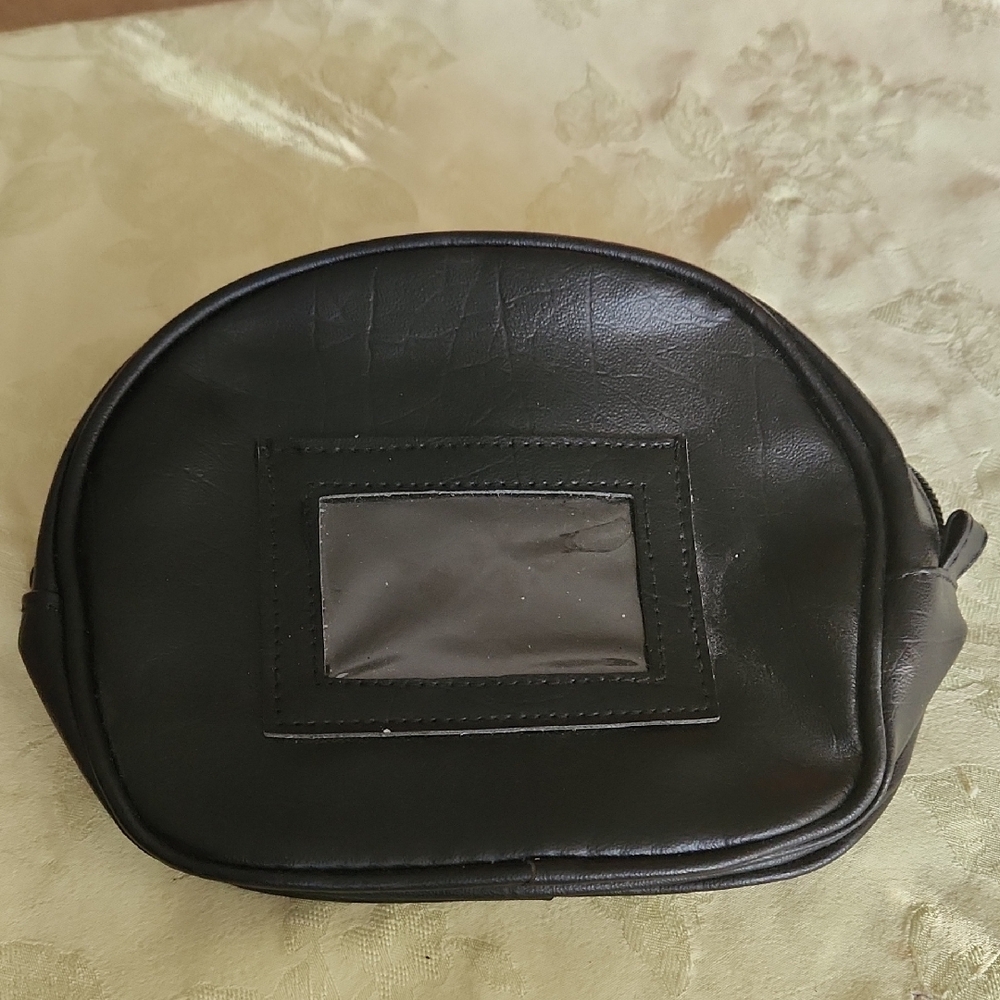3/$15  Black Vinyl Dome Toiletry Make-up Travel  Bag with Zipper